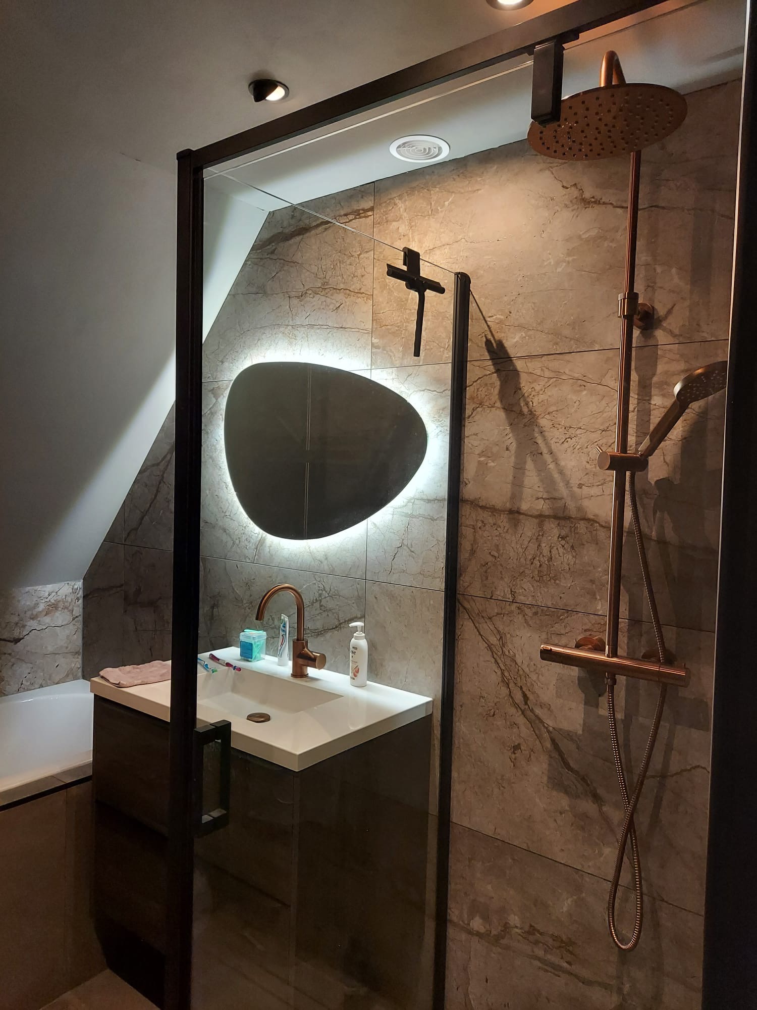 d392054a-8c22-4ca8-bb78-7b105c629f17